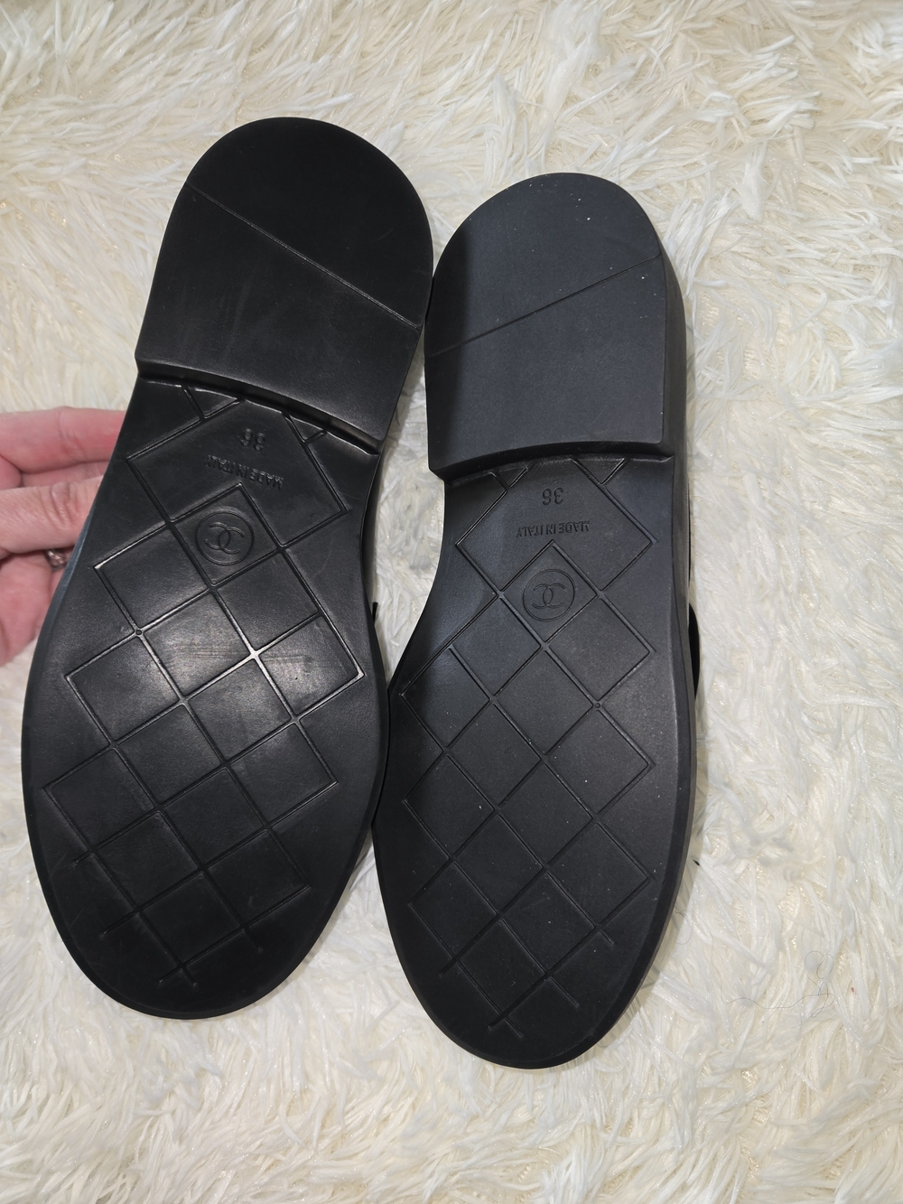 CHANEL Loafers With Black Gift Box - Picture 8 of 8